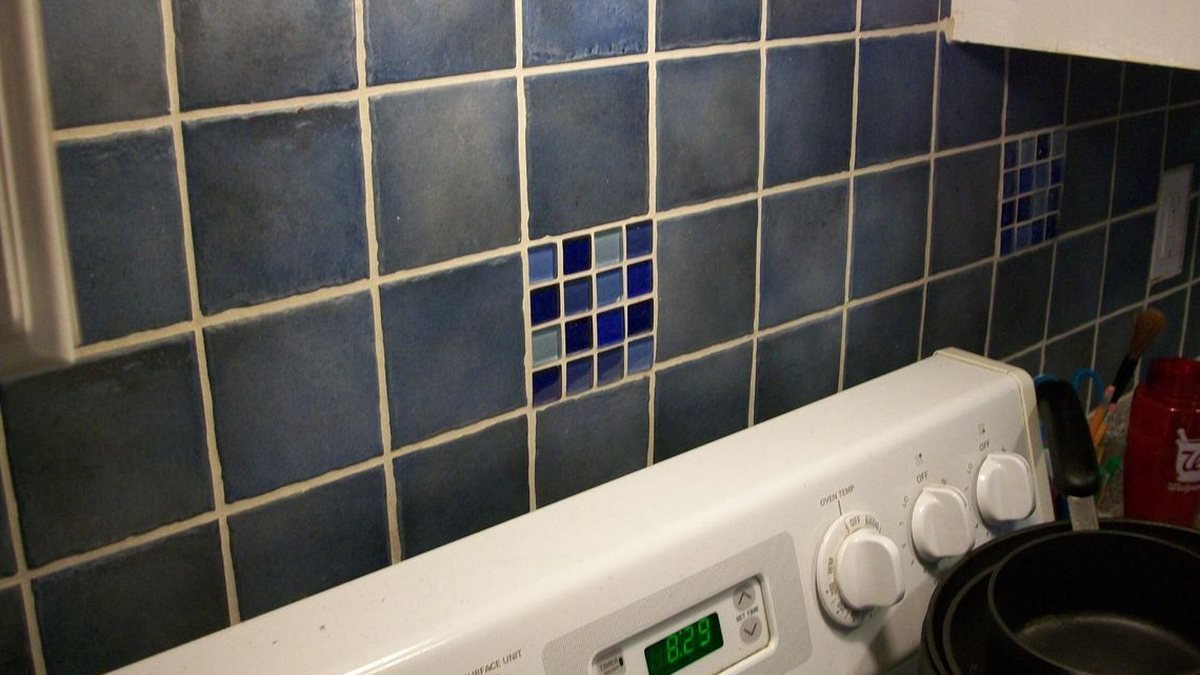 how to tile a backsplash layout