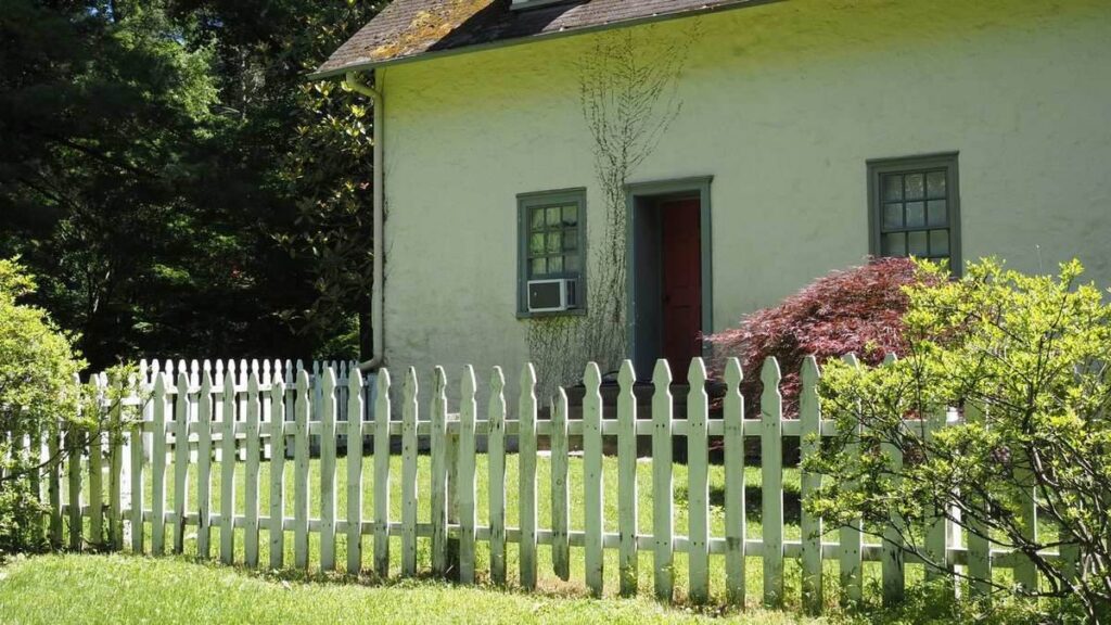 fence repair
