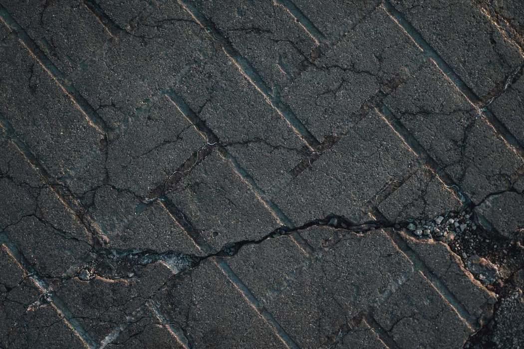 asphalt vs concrete driveway