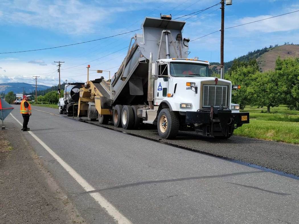 asphalt vs concrete driveway