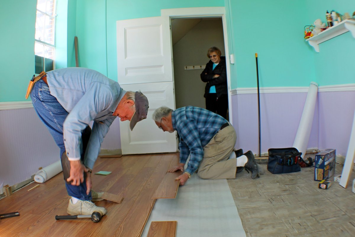 how to install laminate flooring