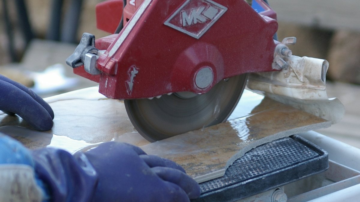 how to tile a floor