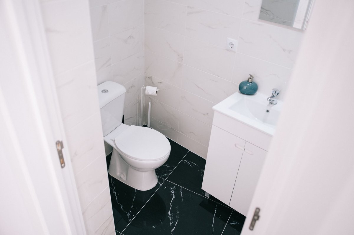 cost to add a bathroom
