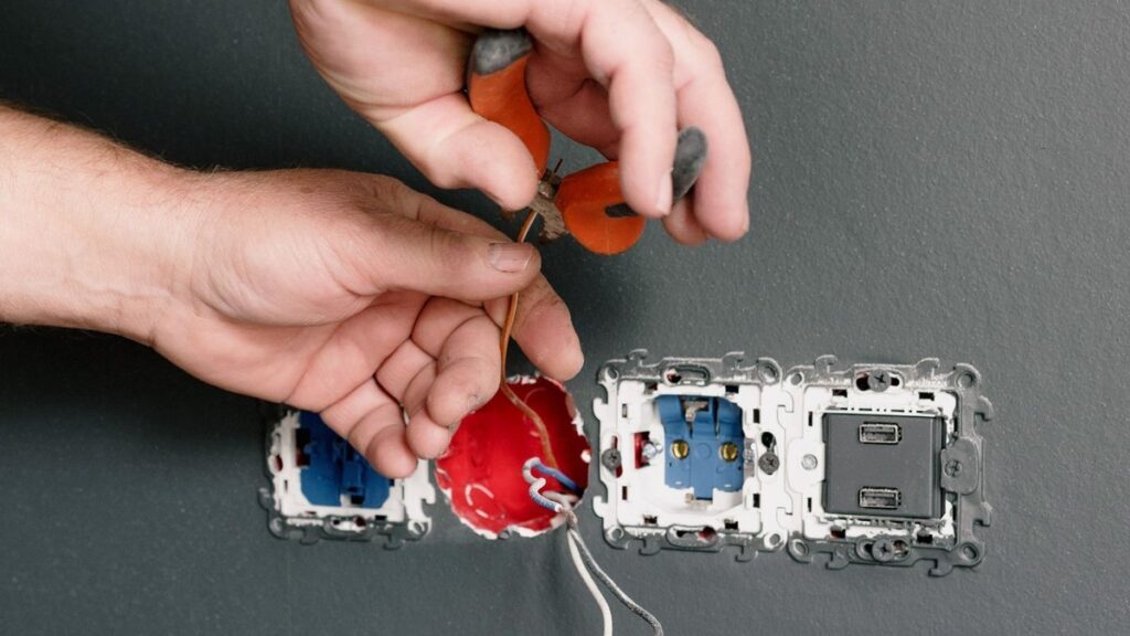 cost to rewire a house